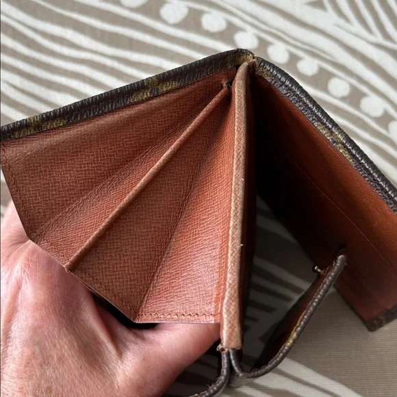 LOUIS VUITTON Monogram Elise wallet vintage - Picture 10 of 14